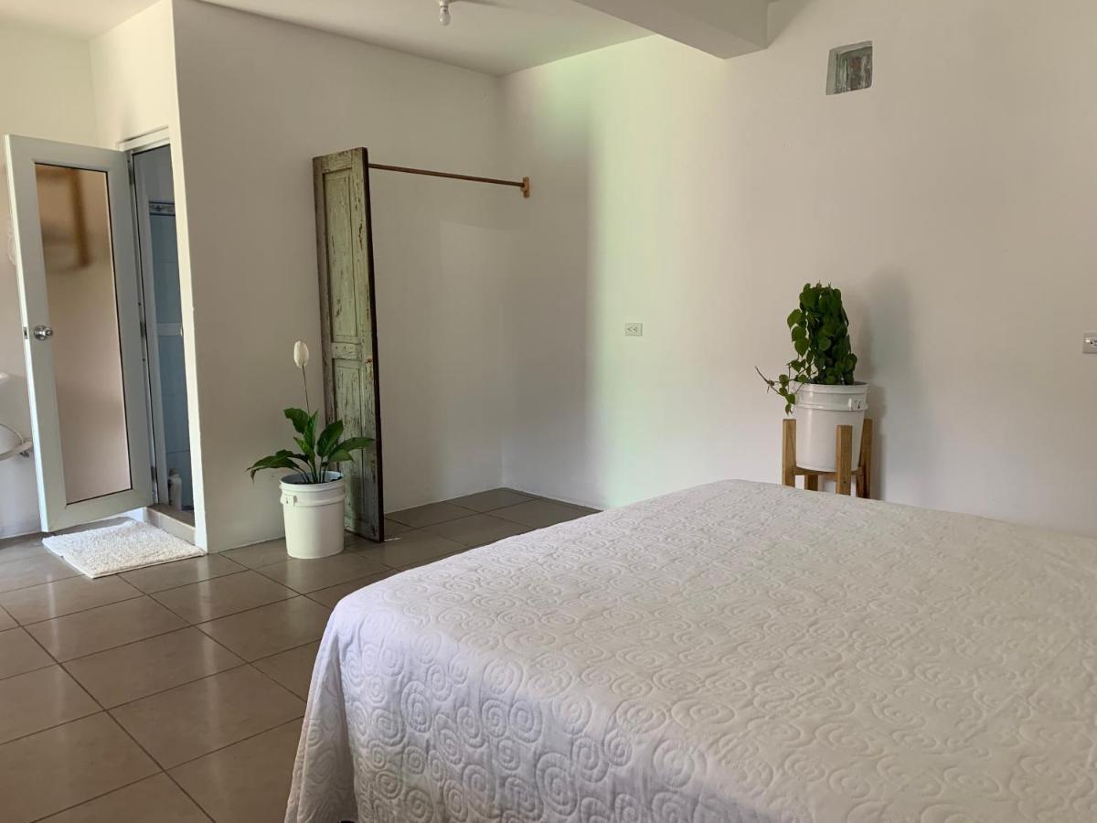 El Chirris Tzanjay Hotel San Juan La Laguna Luaran gambar